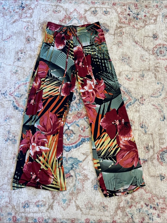 Saint Tropez West Pants - Saint Tropez West Floral Print Pants in Red, Green & Black